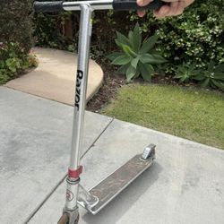 Kids Razor scooter $10