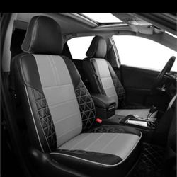 Seat Covers.   Toyota. Camry 