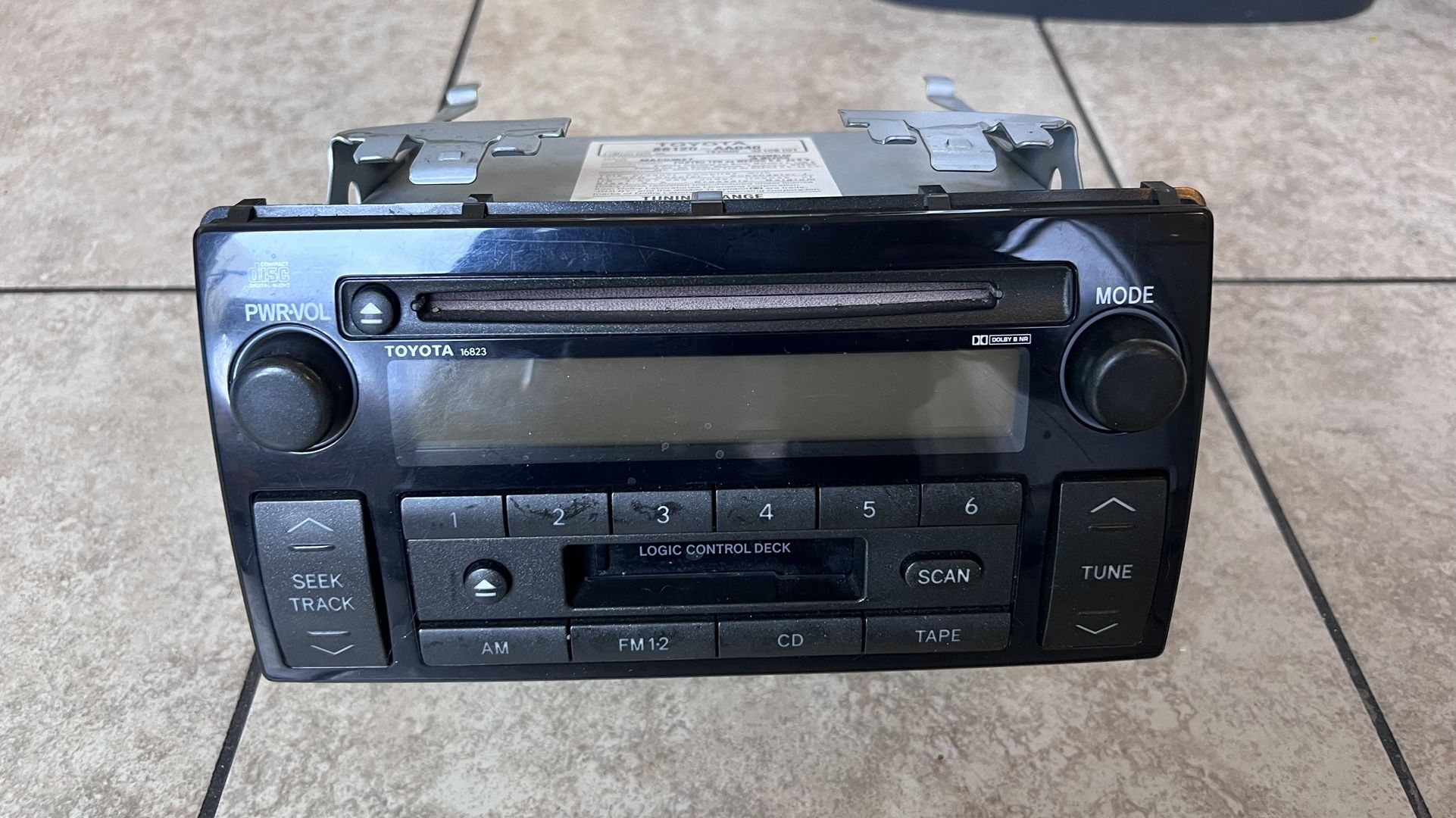 03-06 Toyota Camry OEM Radio