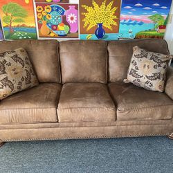 Couch Sofa And Loveseat Great Condition Like New