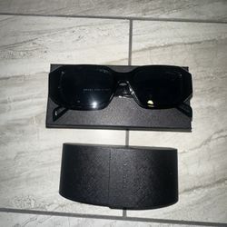 Prada Sunglasses 🕶️ 