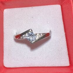 Brand New Sterling 1 TCW Natural White Sapphires! Sz 7