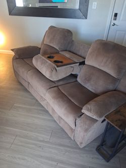 Beautiful super comfortable relciner