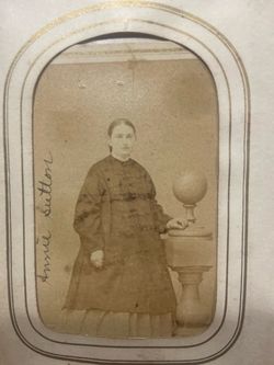 Antique CDV Carte de Visite Photo Annie Sutton