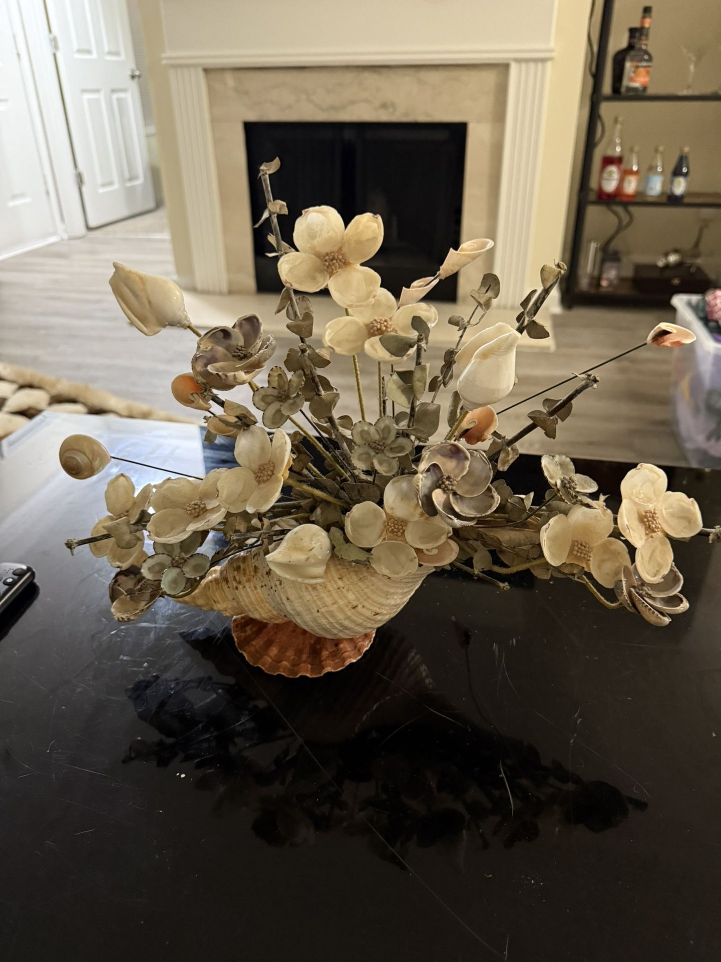 Vintage Seashells Flower Bouquet Floral Arrangement Capos Leaves Decor 11in