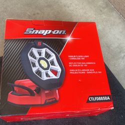 Snap On Flood Light New Ctlfd88