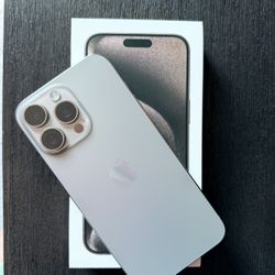 iPhone 15 Pro Max