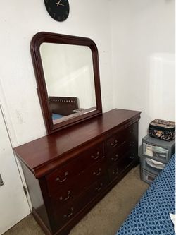 Dresser with mirror