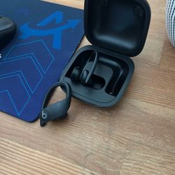 Powerbeats Pro