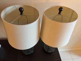 Ashley Furniture Sharmayne Table Lamp—2 Lamps