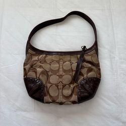 Vintage Coach Ergo Pleated Signature Hobo Bag – Chocolate/Khaki – Style 12227