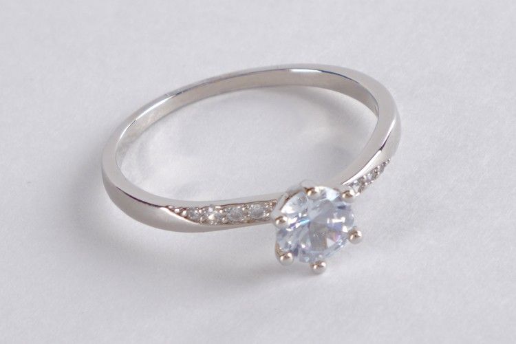 Ring Diamond Brilliant Cut Engagement Para Boda. Gift