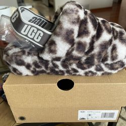 UGG Fliff Slide Panther Print Slippers Size 8.