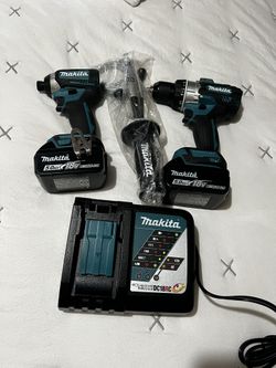 Kit Makita 18volt ,2-Baterias 5.0 Y Cargador Rapido$300