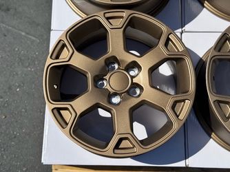 17" NEW Wheels Rims Toyota RAV4 Tacoma 5 Lug Highlander Sienna Venza CH-R Lexus RX RX350 225/65R17 Tires
