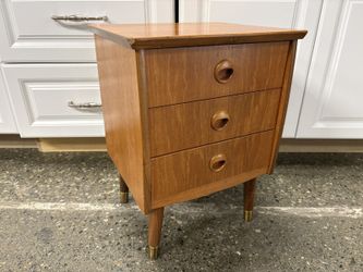 Vintage Mid-Century Modern Teak 3-Drawer Nightstand