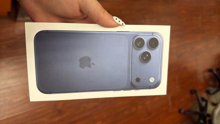 iPhone 17 pro max