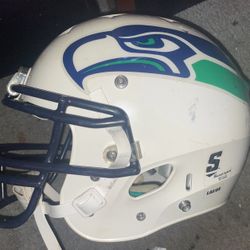 Schutt Football Helmet 