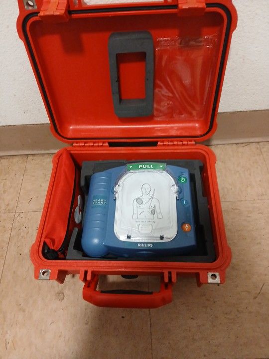 Philips Heart Start Defibrillator Never Used ($400)obo