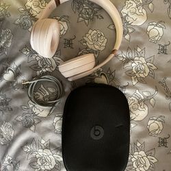 Beats Solo 4 Headphones 