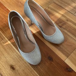 Sparkling High Heels