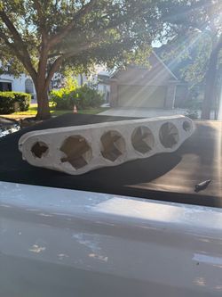 Speaker rack