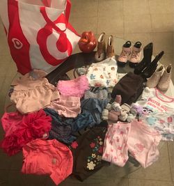 Baby girl big lot!!!! The pic is just an example of what’s included for 6/9 and 12/18 clothes