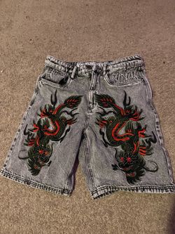 Zumiez dragon design jorts