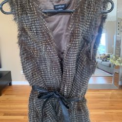 Bebe Faux Fur Vest Size M