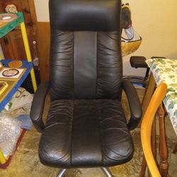 Computer Desk And Chair