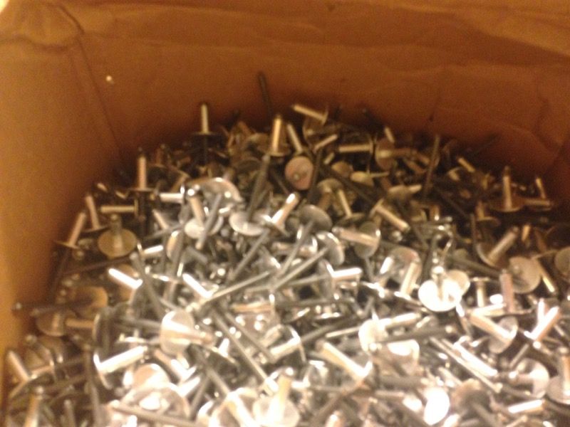 200 POP Brand pop rivets.