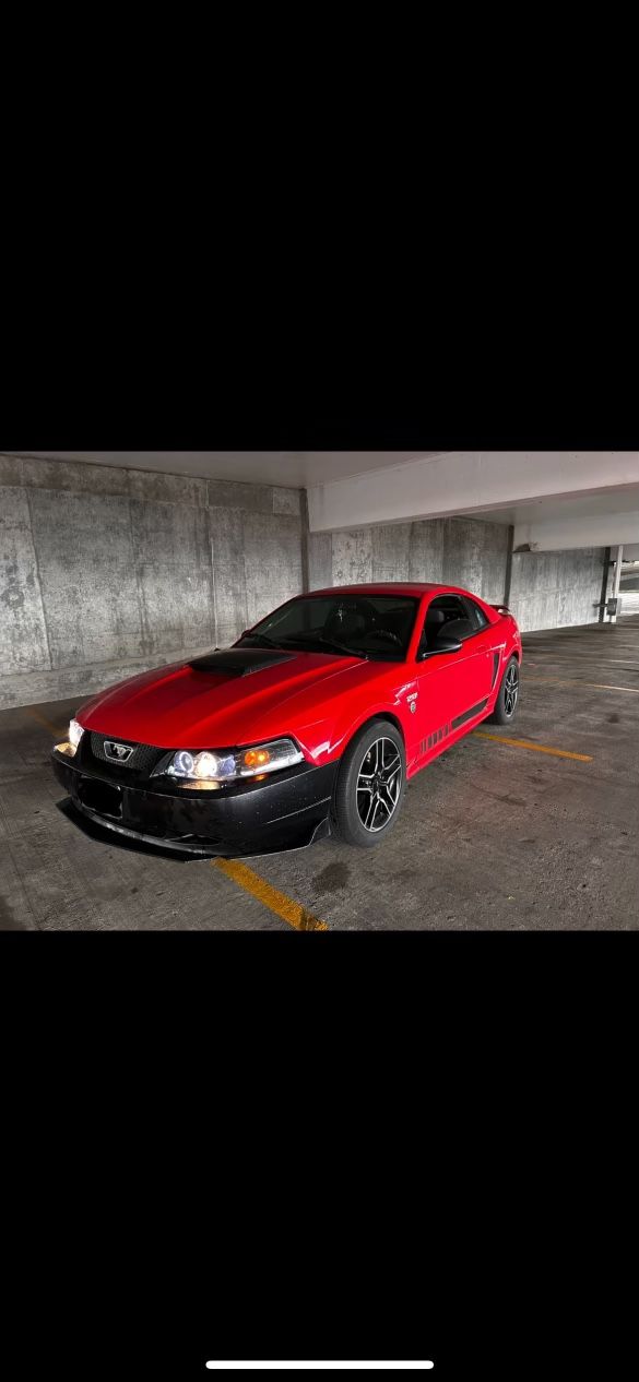 2004 Ford Mustang