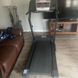 Treadmill 