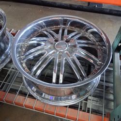 Used 22x8.5 +35 5x120 chrome wheels