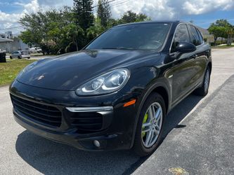 2015 Porsche Cayenne S E