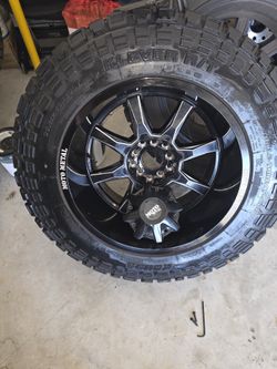 5 Rims and tires universal 20