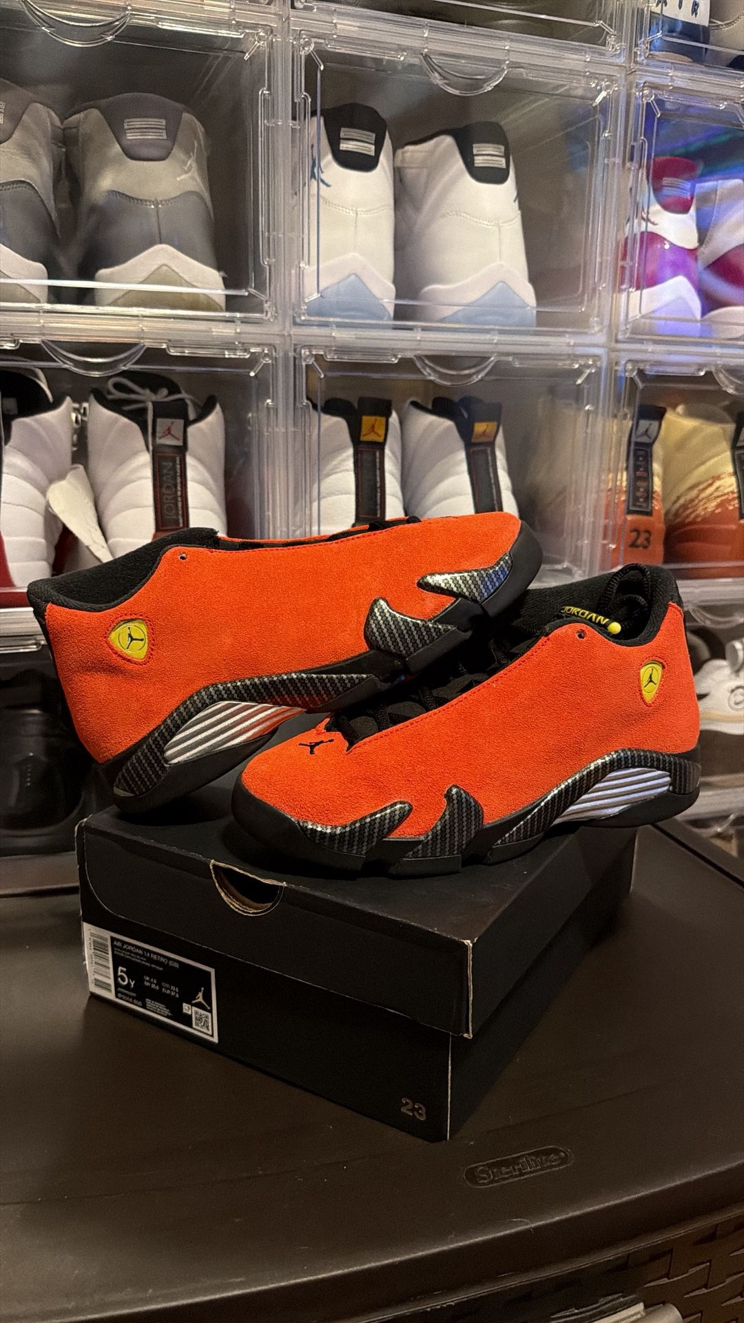 Air Jordan 14 Ferrari 