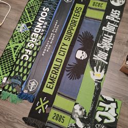 Seattle Sounders scarves with tags... Yes they're available