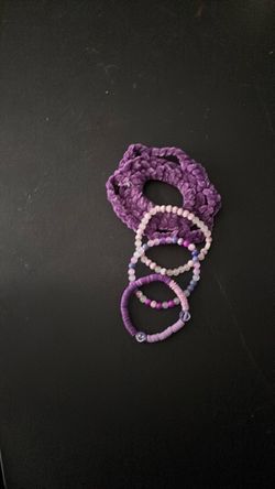 4 braclets