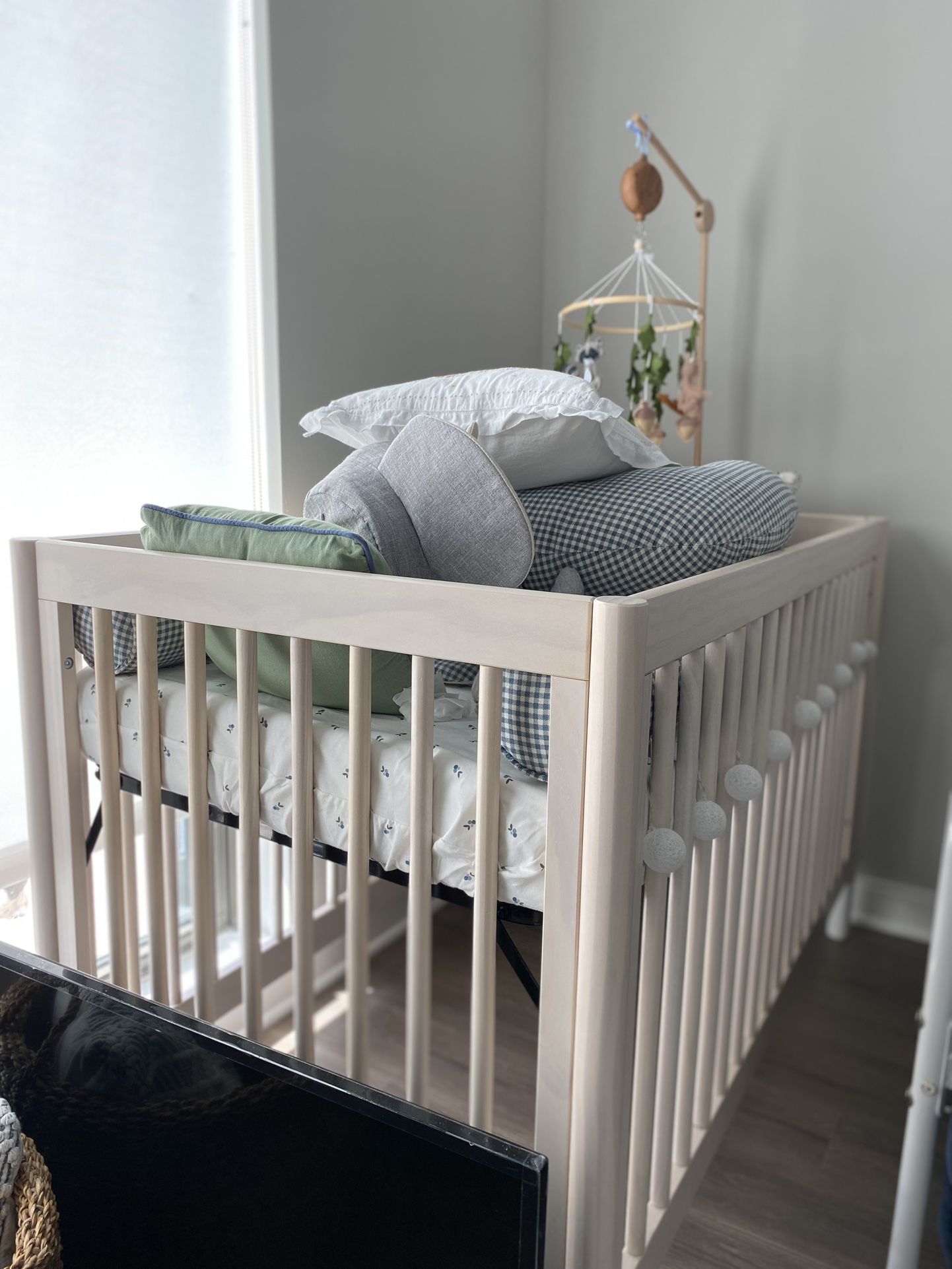 Babyletto Gelato 4-in-1 Convertible Crib $200