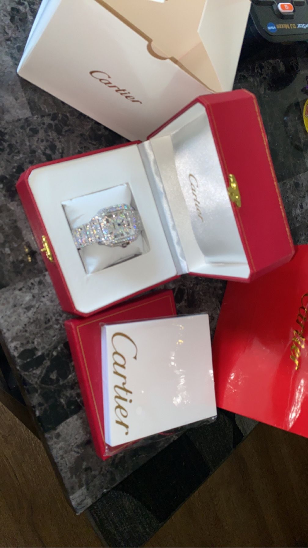 Cartier-all-white-41mm