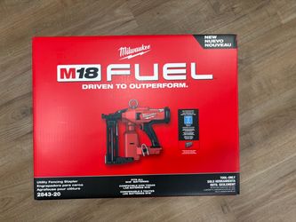 Milwaukee M18 FUEL Utility Fencing Stapler 2843-20