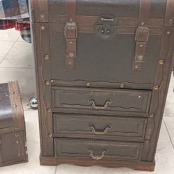 Nice Antique Wood Trunk Dresser 