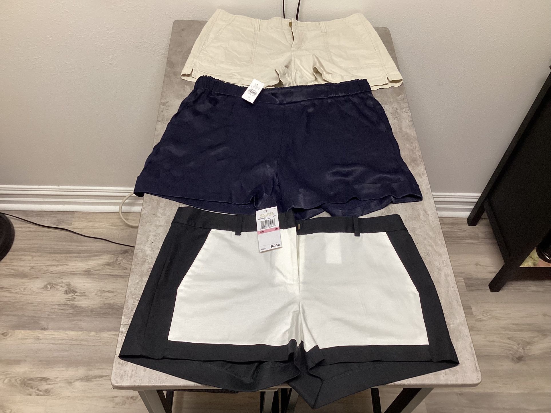 Michael Kors, Loft & Old Navy Women’s Shorts 3 Pair Lot All Size 10