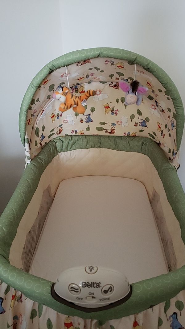 Winnie the pooh rocking crib Clearance