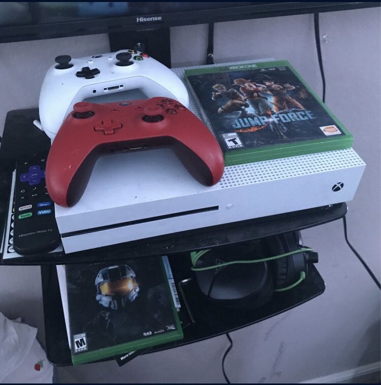 Xbox One X (like New) + 3 Games, 2 Controllers, Headset 