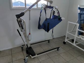 Patient Lift,  New, Electric 