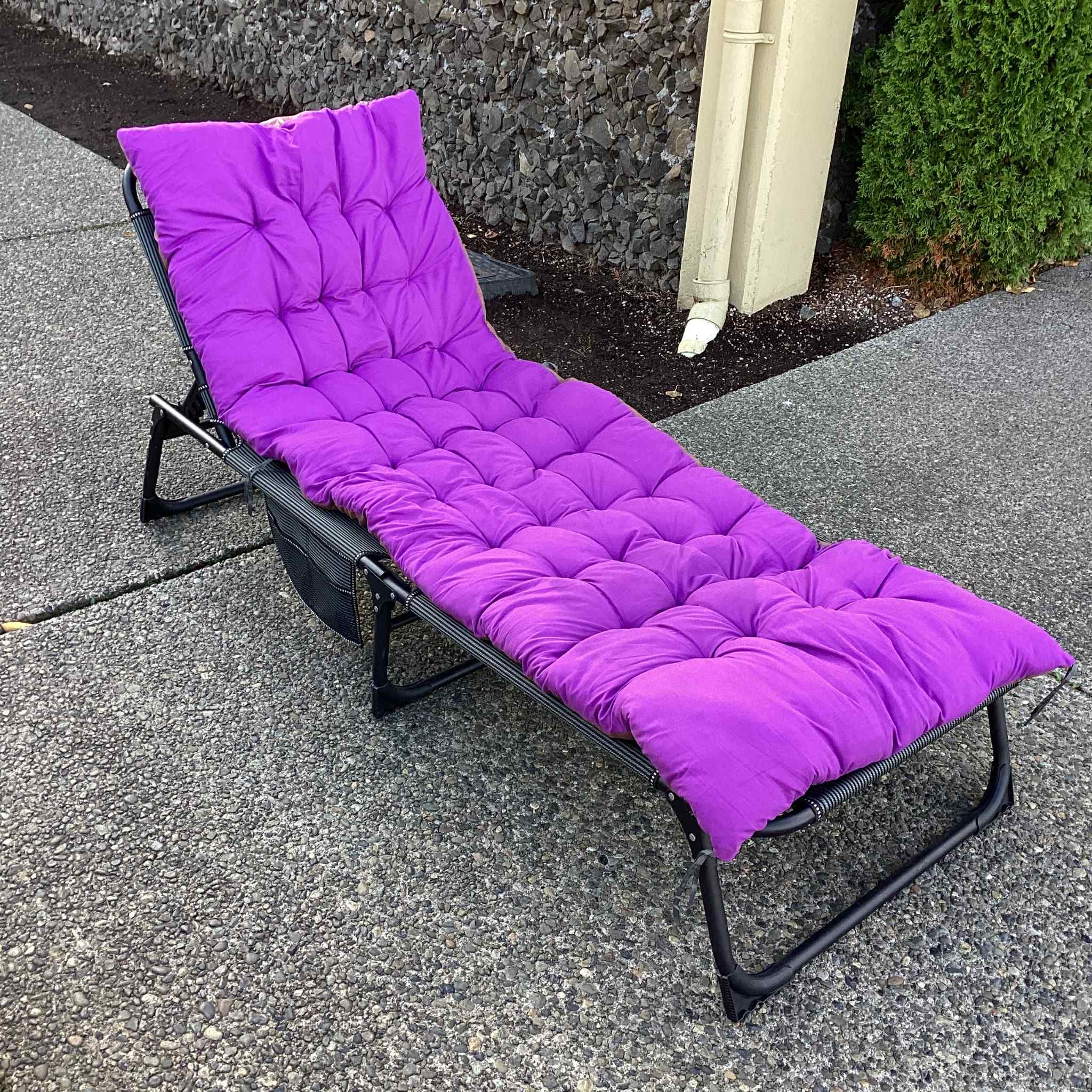 Folding Chaise & Bed W/ Cushion