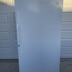 Amana Frost Free Standup Freezer For $350. Dimensions Are 33Wx28Dx67H. Pick Up Only. 