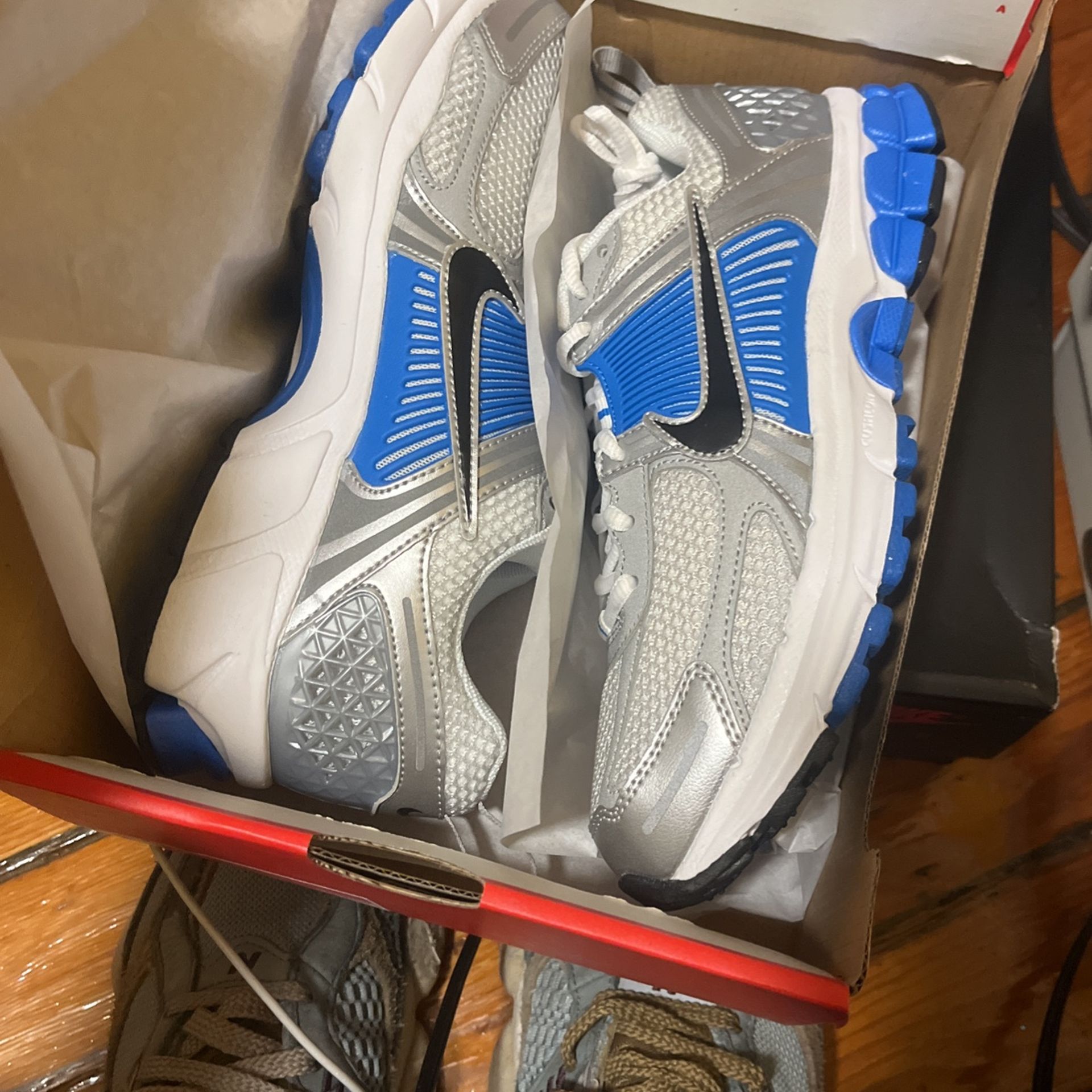 Nike Vomero Photo Blue